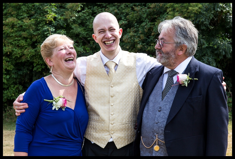Groom with mum and dad.jpg